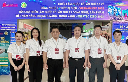 海阔天高 ，，“颐越”千里